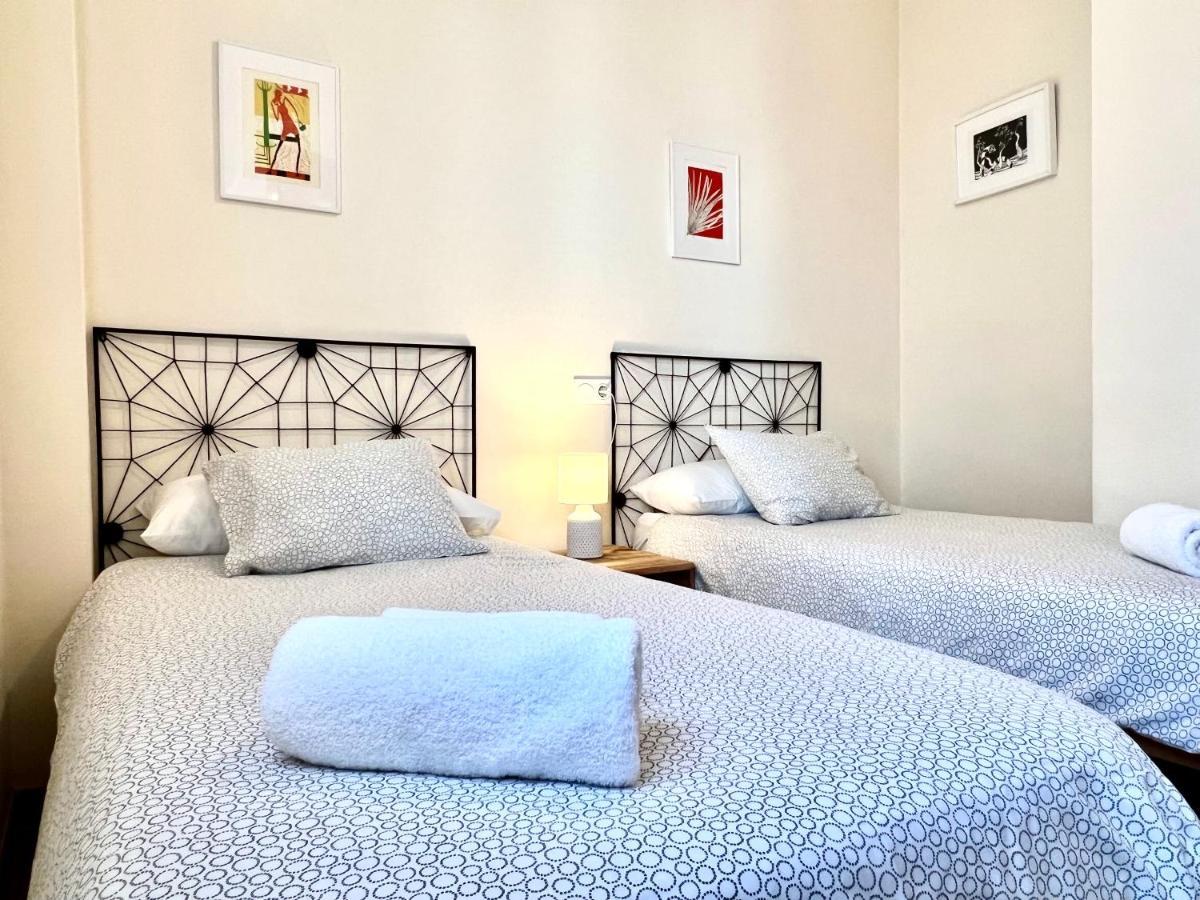 Teodosio Apartment Free Parking & Central Ac Sevilla Bagian luar foto