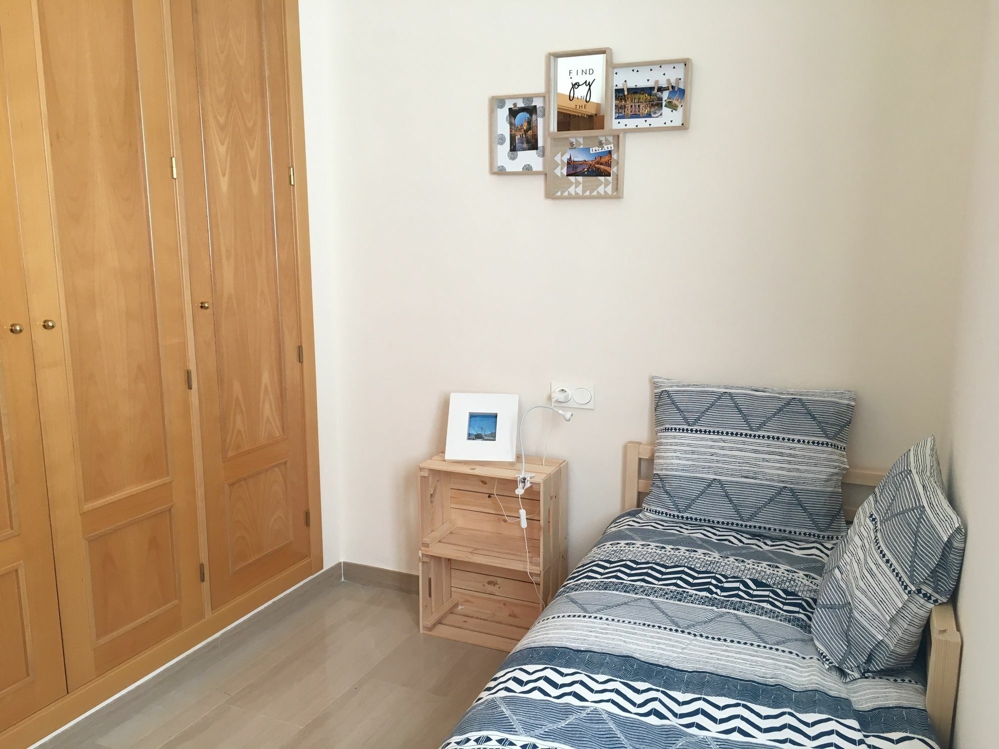 Teodosio Apartment Free Parking & Central Ac Sevilla Bagian luar foto