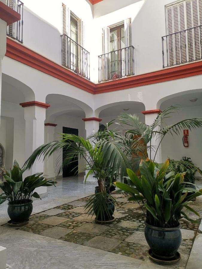 Teodosio Apartment Free Parking & Central Ac Sevilla Bagian luar foto