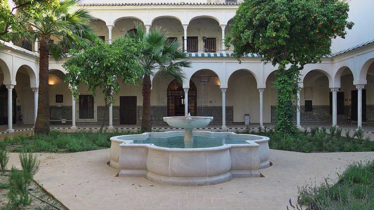 Teodosio Apartment Free Parking & Central Ac Sevilla Bagian luar foto